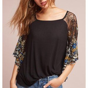 Anthropologie Akemi + Kin Callista Flutter Top EUC